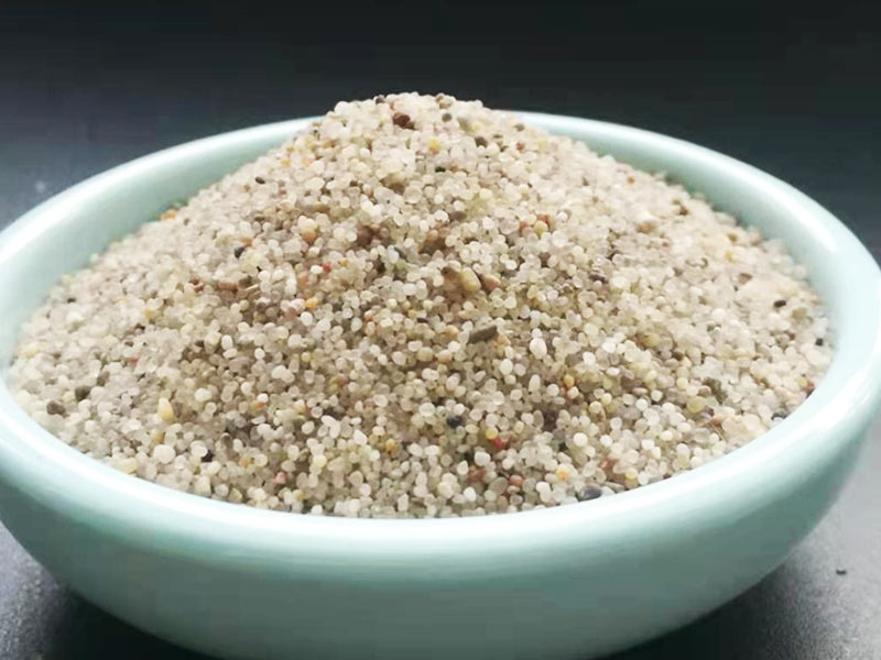 How Can One Distinguish Quartz Sand?